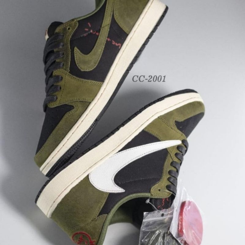Nike Traviss Verde (Caja oficial)