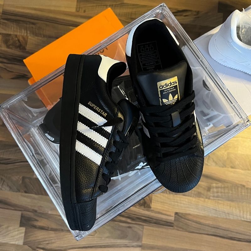 Superstar Black white (Caja oficial)
