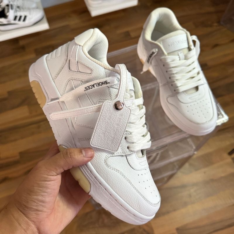 Off White White (Caja oficial)